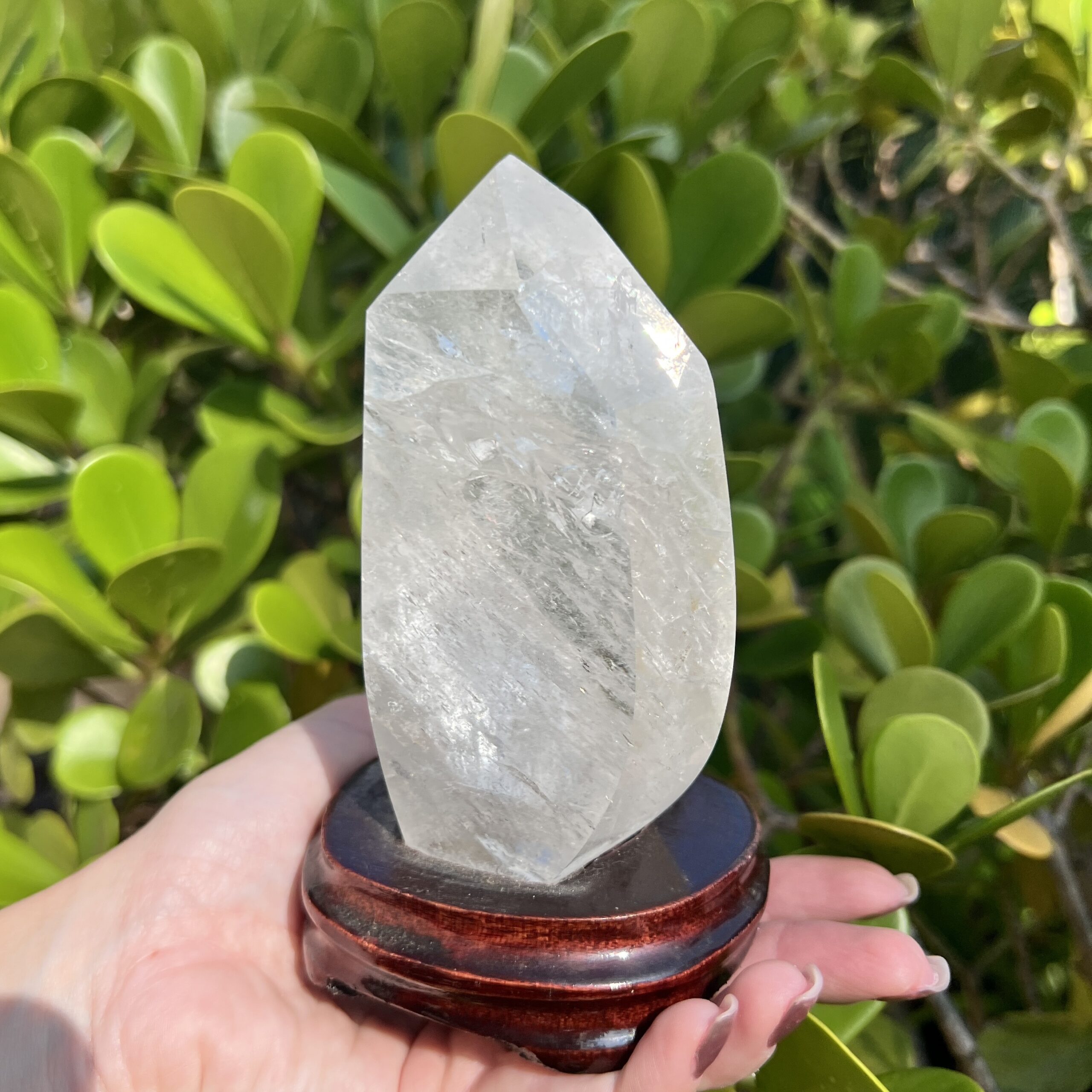 Cristal Super Polido e Translúcido na Base de Madeira - 570g - Imagem 3